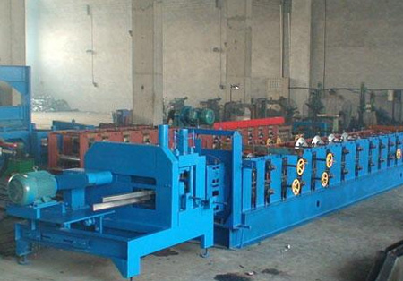 C型鋼檁條成型機